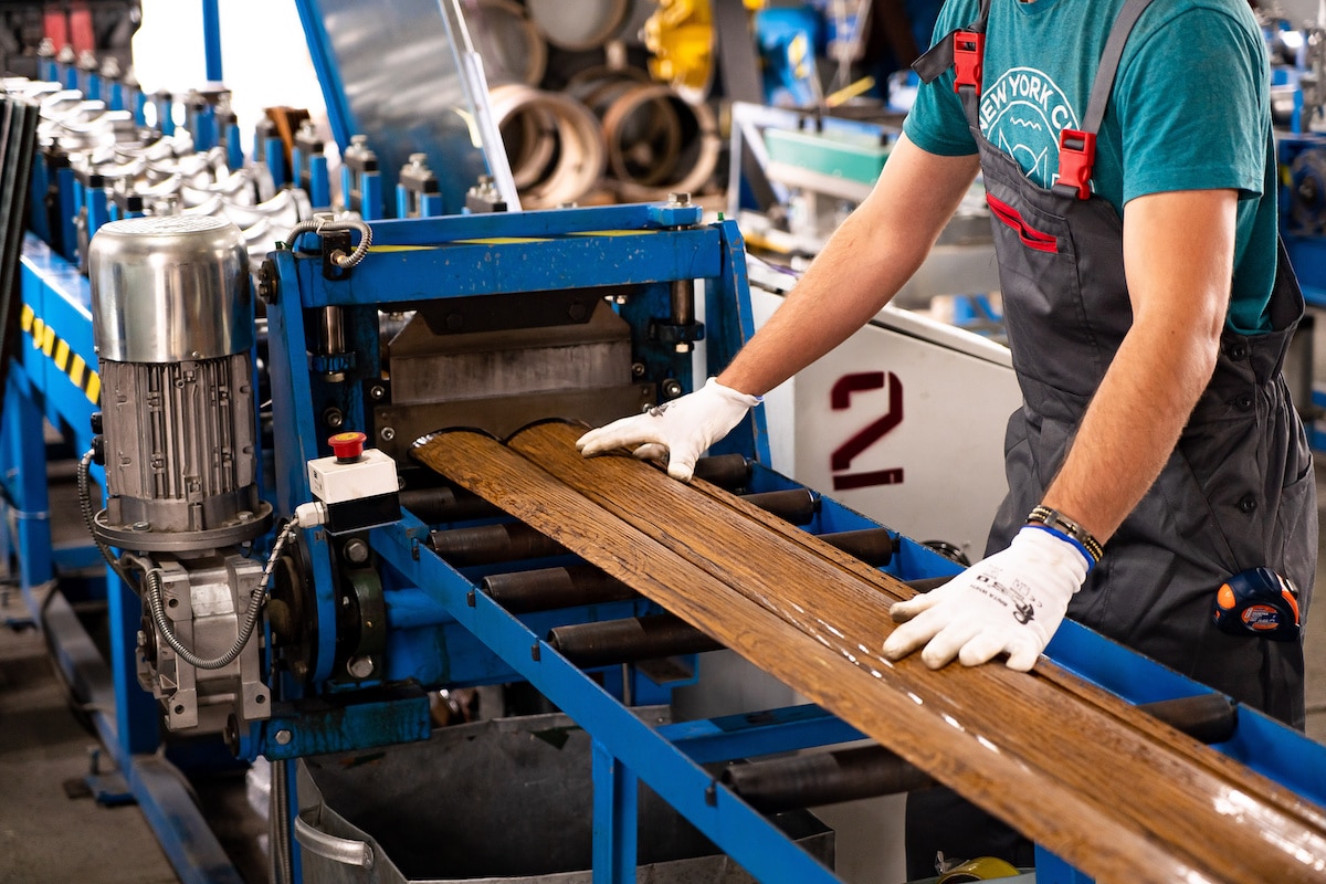 Attention Suppliers to the Plastic and Metal Manufacturing Industries - Vimarsana News